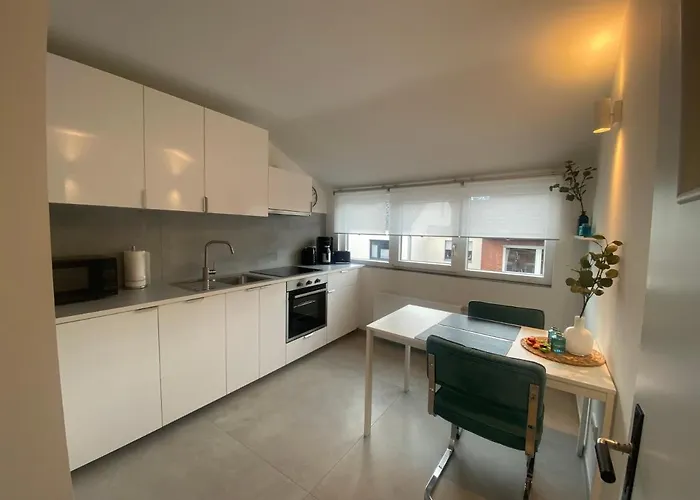 K1889 - Colin Apartment